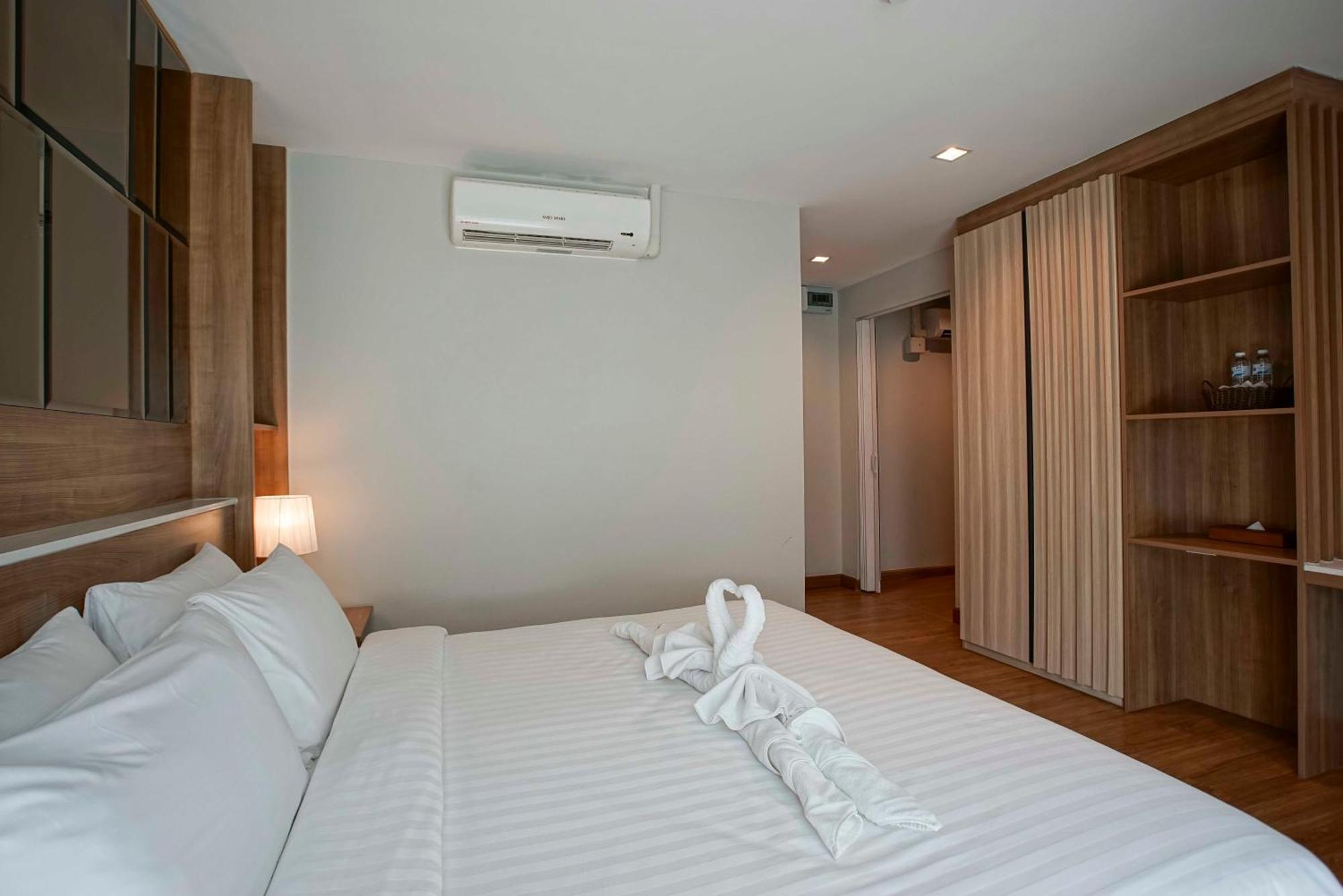 Nantra Chiangmai Riverfront Hotel Chiang Mai Room photo